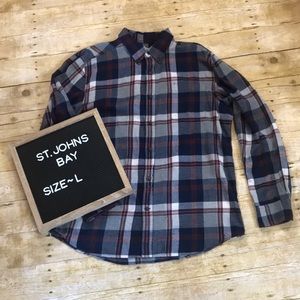 St. John’s Bay Men’s Flannel shirt
